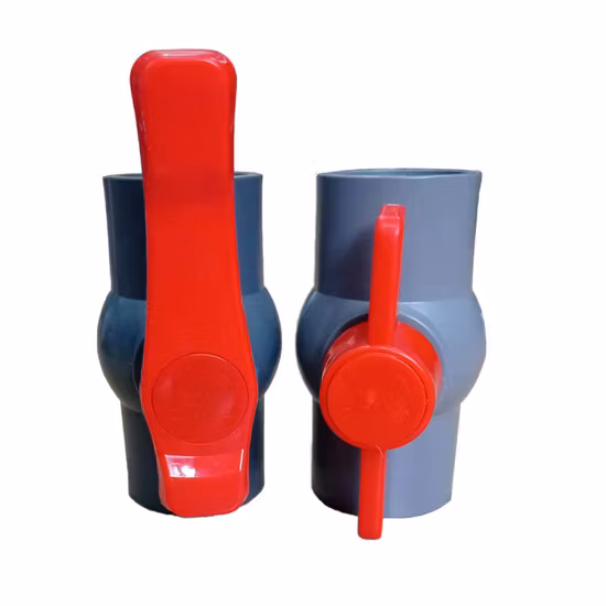Válvula de PVC UPVC CPVC DIN ANSI BS JIS Plástico PPR Válvula de bola compacta de unión simple doble verdadera con control de pie de mariposa inferior para suministro de agua